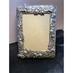 Vintage 1987 Arthur Court Metal Bunnies Rabbits Pewter Picture Frame 5"x7"